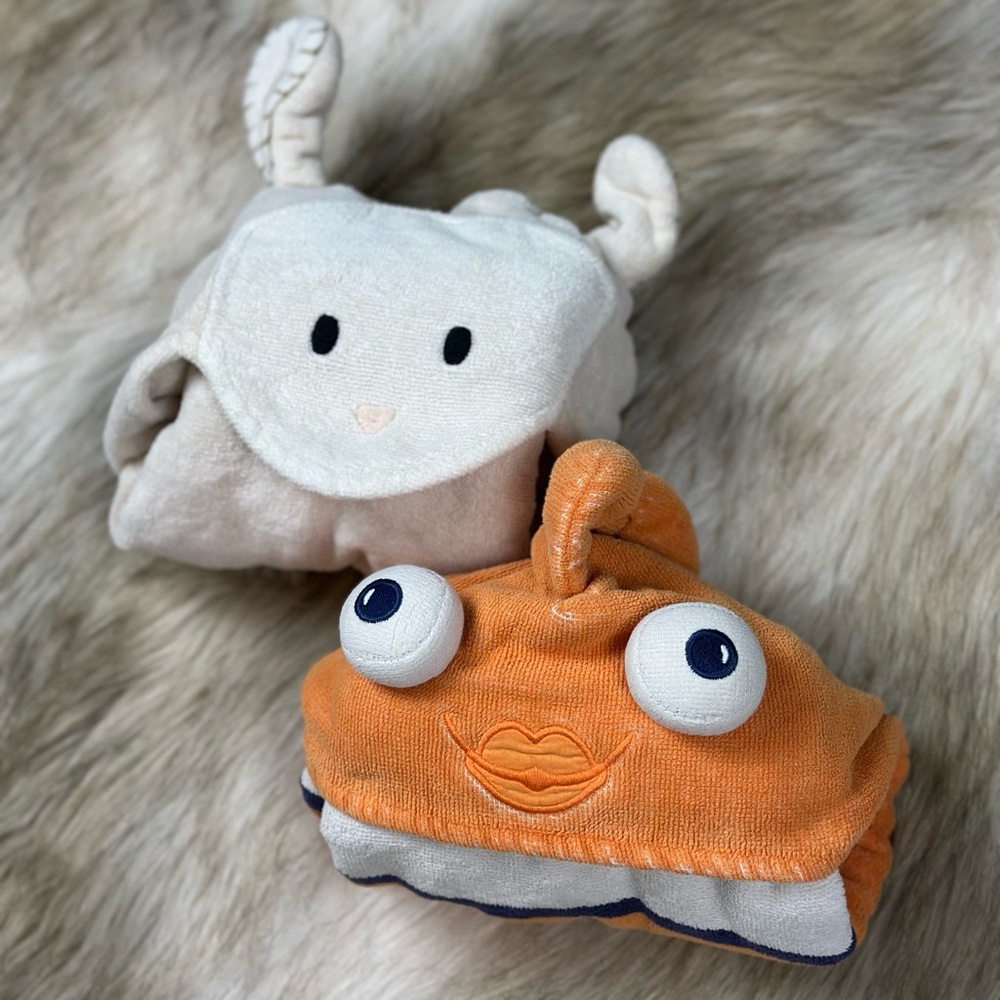 Pottery Barn Kids Hooded Bath Towel Fish and Sheep Toddler Beach Pool Preowned